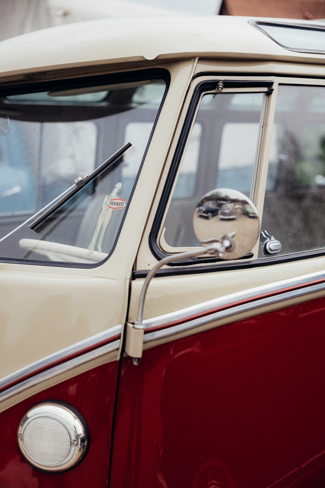 vintage think small vw ad